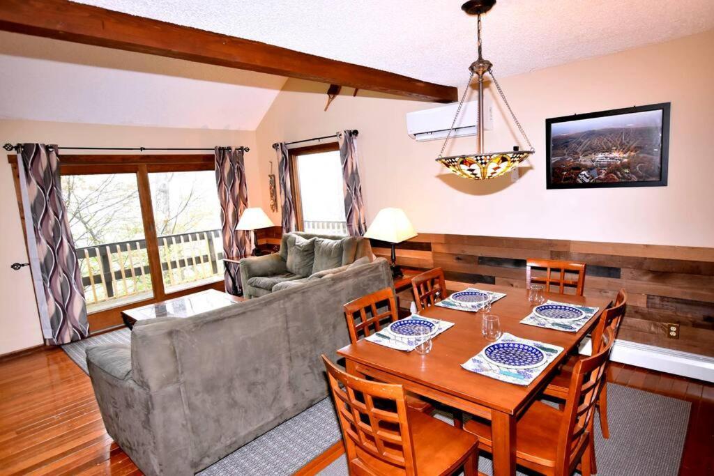 3-Bedroom Vacation Home Steps To Camelback Ski Area Ski-In Ski-Out Crescent Lake Екстер'єр фото
