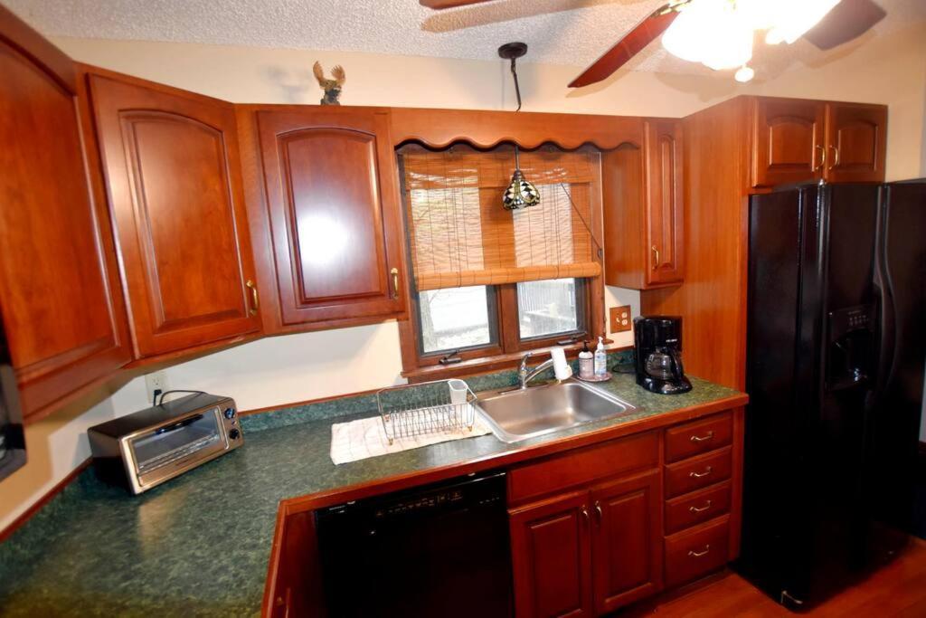 3-Bedroom Vacation Home Steps To Camelback Ski Area Ski-In Ski-Out Crescent Lake Екстер'єр фото
