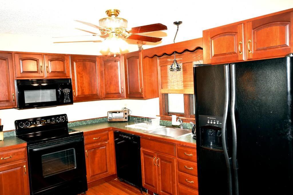 3-Bedroom Vacation Home Steps To Camelback Ski Area Ski-In Ski-Out Crescent Lake Екстер'єр фото