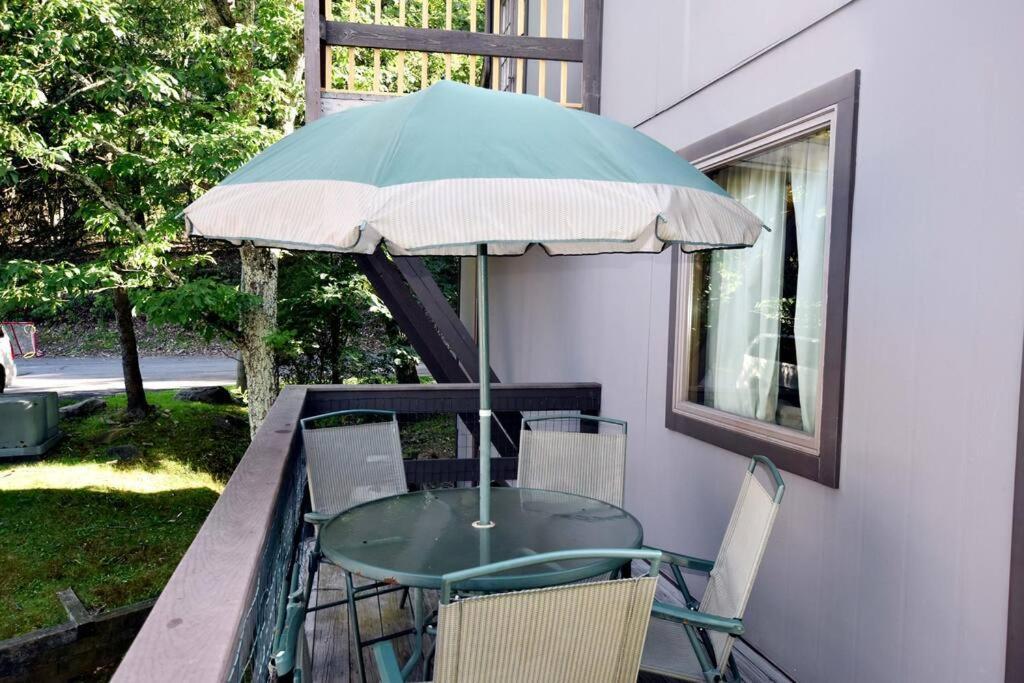 3-Bedroom Vacation Home Steps To Camelback Ski Area Ski-In Ski-Out Crescent Lake Екстер'єр фото